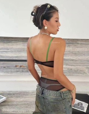  Бюстгальтер с трусиками 