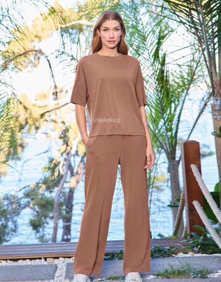 Стильный и комфортный повседневный комплект