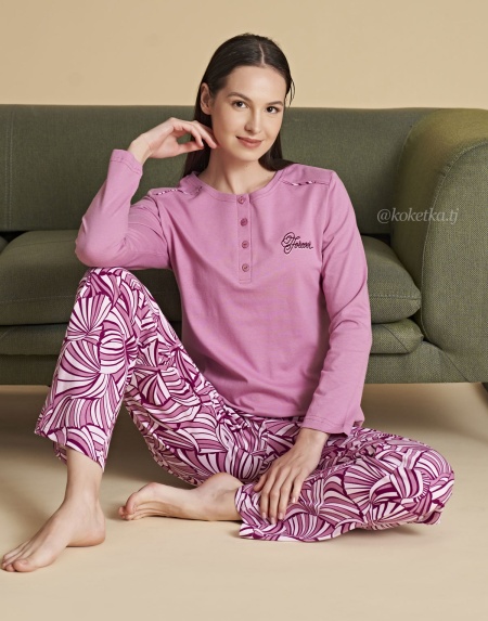 Домашний комплект с футболкой и штанами