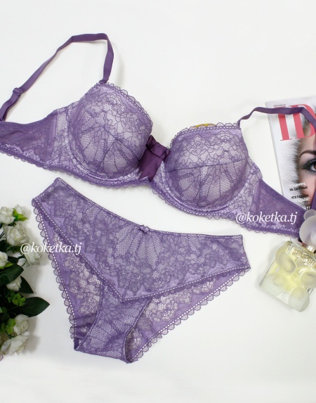 Бюстгальтер с трусиками (чашка E)