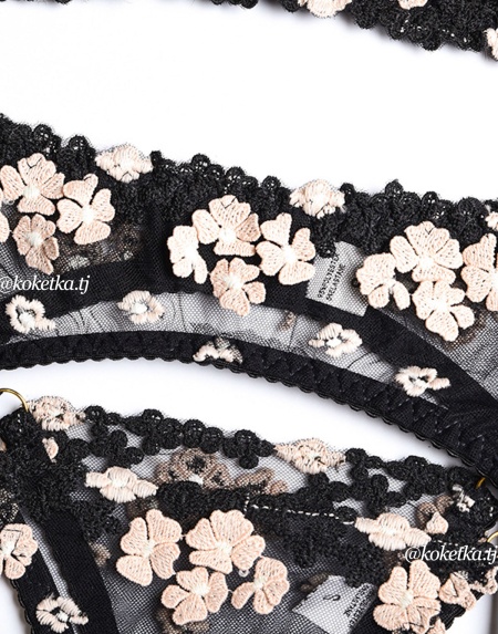 Комплект белья с поясом