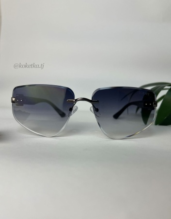 Очки солнцезащитные