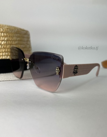 Очки солнцезащитные