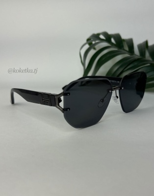 Очки солнцезащитные