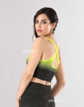 Спортивный топ