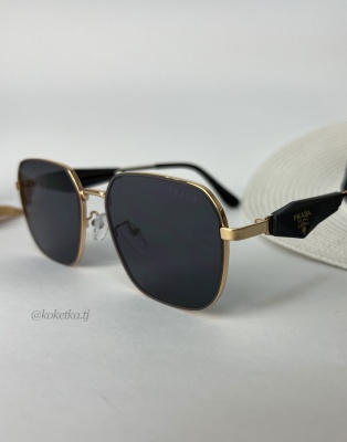 Очки солнцезащитные