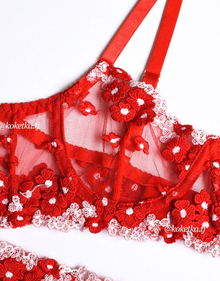 Комплект белья с поясом