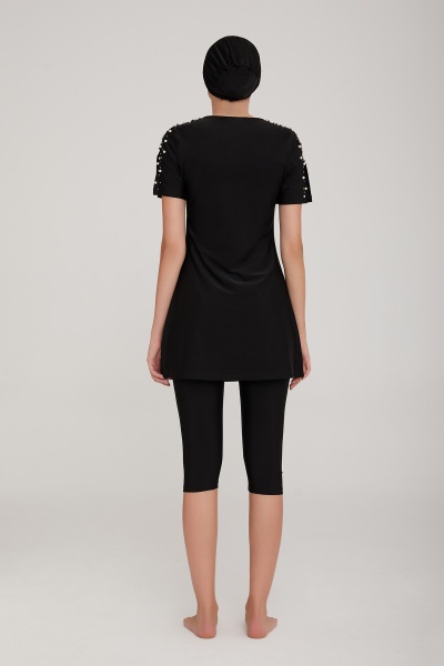 Модный купальник с короткими лосинами