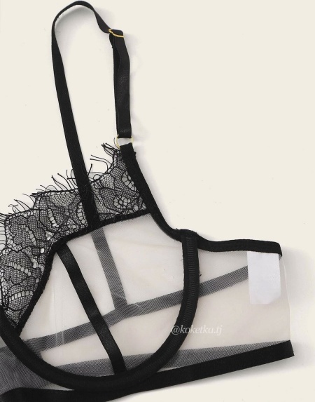 Пикантный комплект с поясом