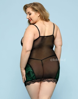 Нежная сорочка с трусиками стринг (Plus Size)