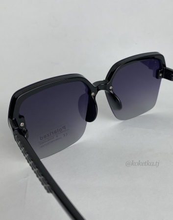 Очки солнцезащитные