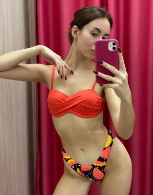 Раздельный купальник с двумя плавками