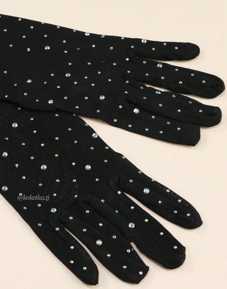 Элегантные перчатки со стразами