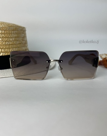 Очки солнцезащитные