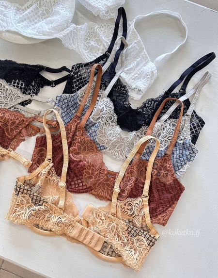 Бюстгальтер с трусиками бразилиана