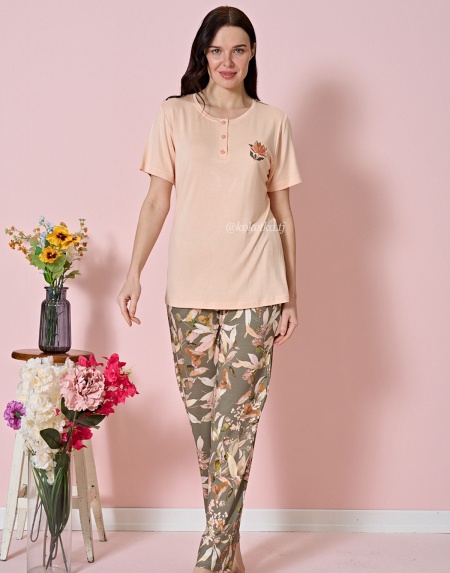 Домашний комплект с футболкой и штанами