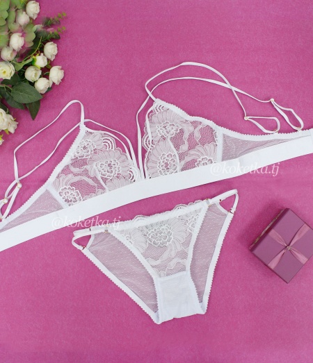 Бюстгальтер с трусиками