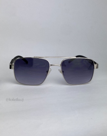 Очки солнцезащитные