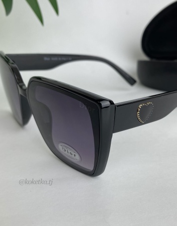Очки солнцезащитные