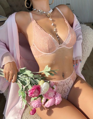 Бюстгальтер с трусиками бразилиана