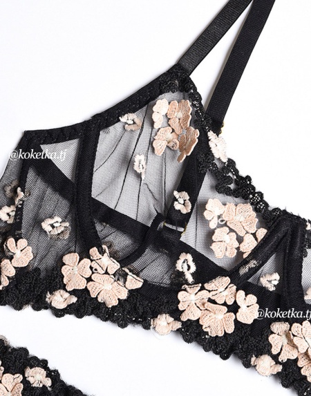 Комплект белья с поясом