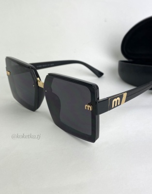 Очки солнцезащитные