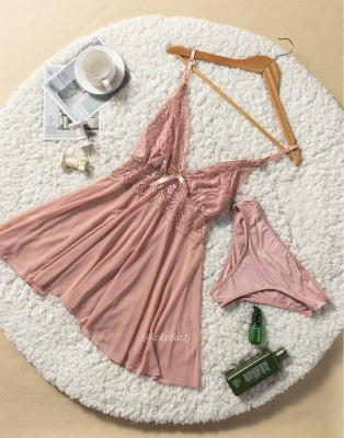 Нежная сорочка с трусиками слип