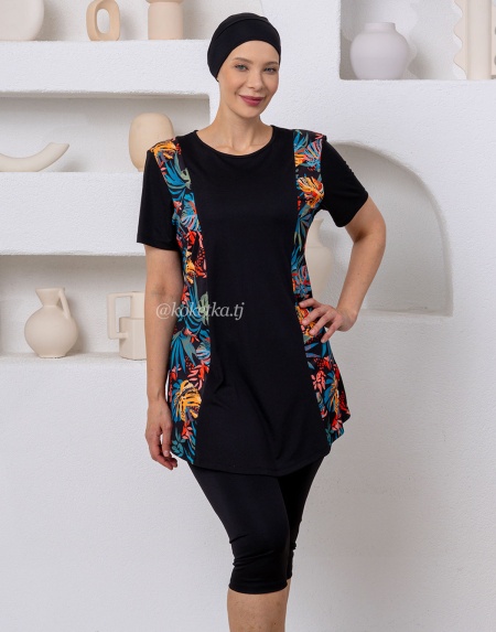 Модный купальник с короткими лосинами