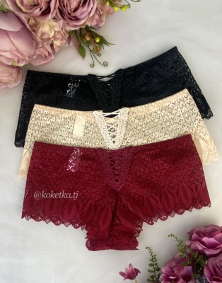 Кружевные трусики шортики