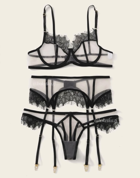 Пикантный комплект с поясом