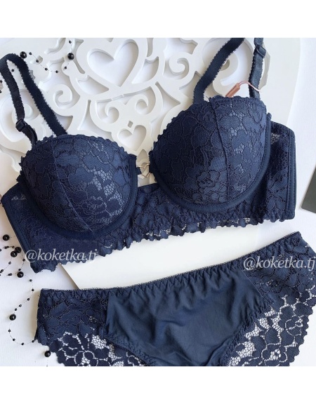 Бюстгальтер с трусиками