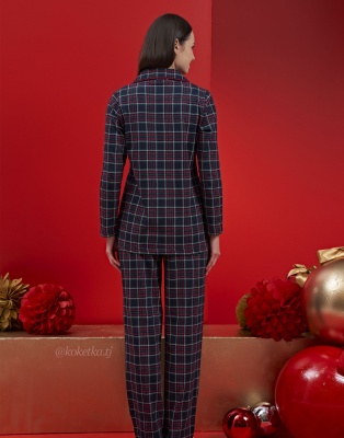 Рубашка и штаны в клетку