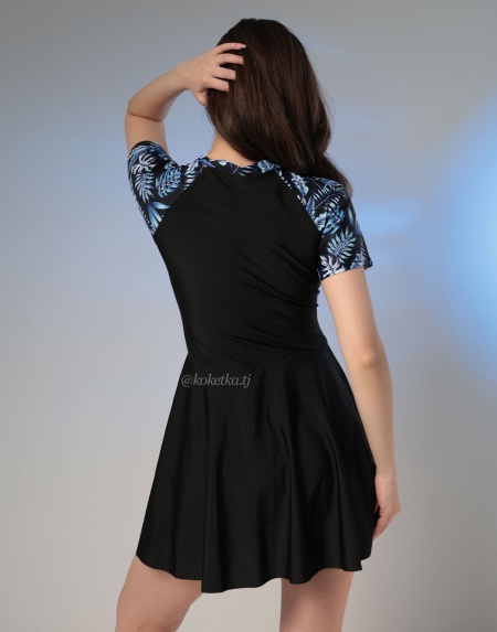 Купальник платье слитный (низ шорты)