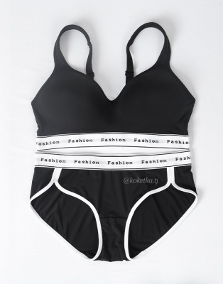 Бюстгальтер с трусиками