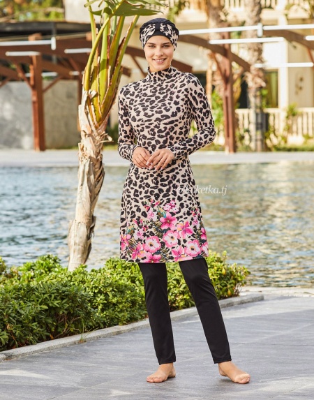Леопардовый купальник с лосинами