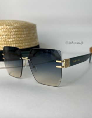 Очки солнцезащитные