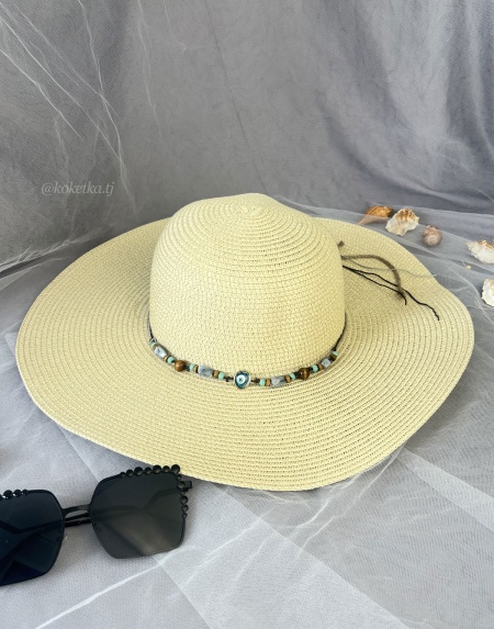 Модная пляжная шляпа