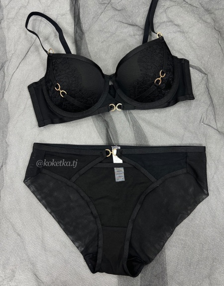 Бюстгальтер с трусиками (пуш-ап)