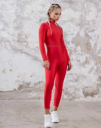 Спортивный комбинезон